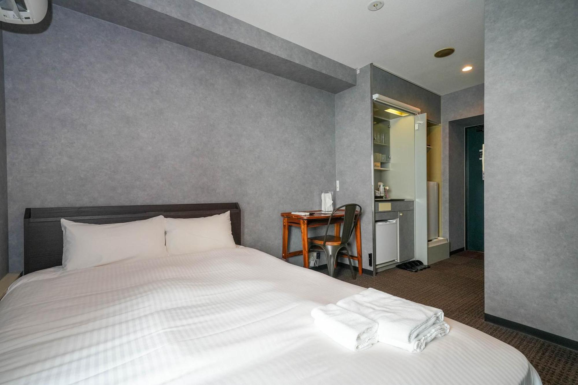 Residence Hotel Stripe Sapporo Buitenkant foto